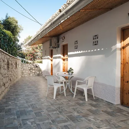 Ulisse Παλαιοκαστρίτσα